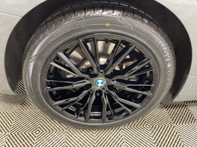 2024 BMW 3 Series 330i xDrive AWD