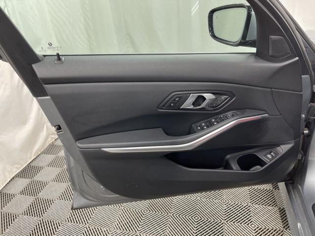 2024 BMW 3 Series 330i xDrive AWD