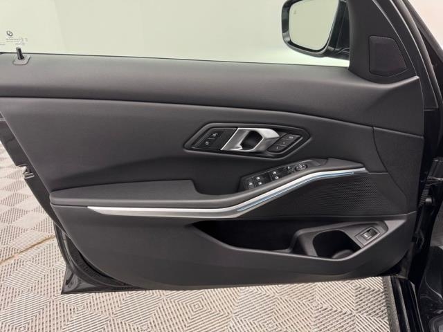 2024 BMW 3 Series 330i xDrive AWD