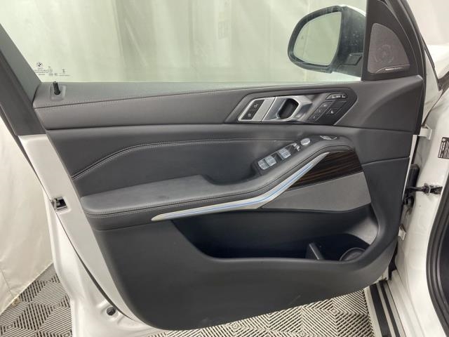 2024 BMW X7 xDrive40i AWD