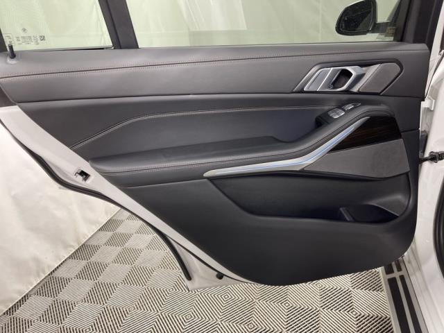 2024 BMW X7 xDrive40i AWD