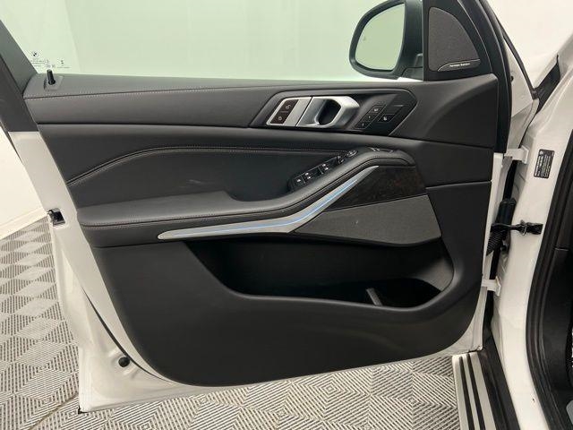 2024 BMW X5 xDrive40i AWD