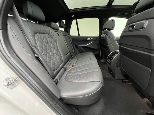 2024 BMW X5 xDrive40i AWD