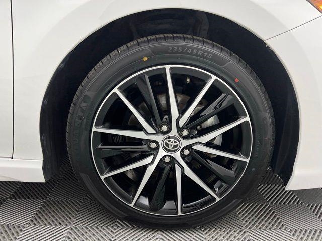 2024 Toyota Camry SE FWD