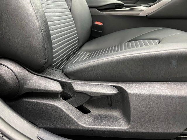 2024 Toyota Camry SE FWD