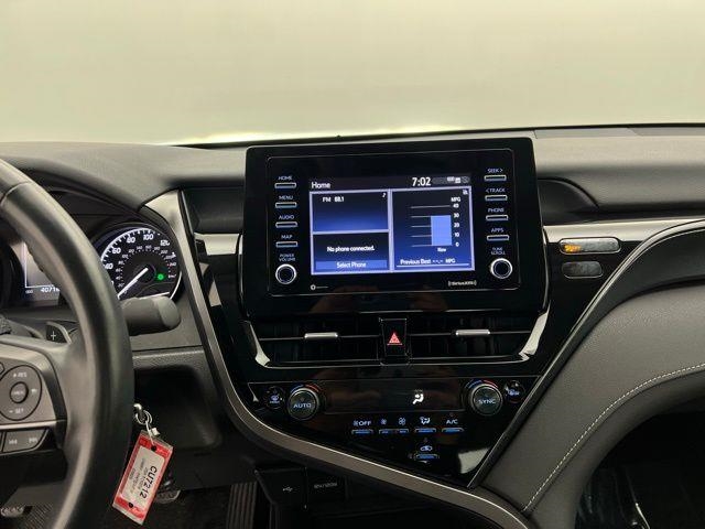 2024 Toyota Camry SE FWD