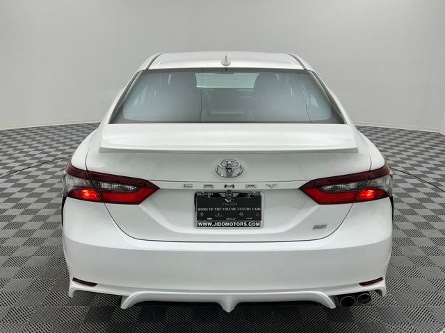 2024 Toyota Camry SE FWD