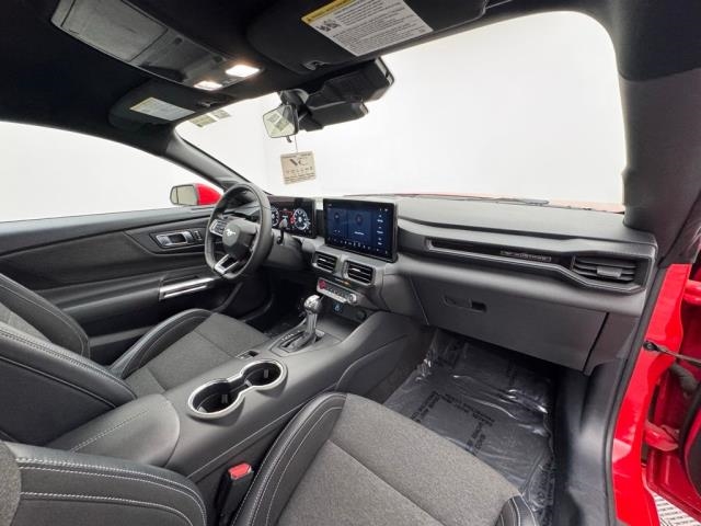 2024 Ford Mustang EcoBoost RWD