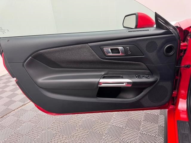 2024 Ford Mustang EcoBoost RWD