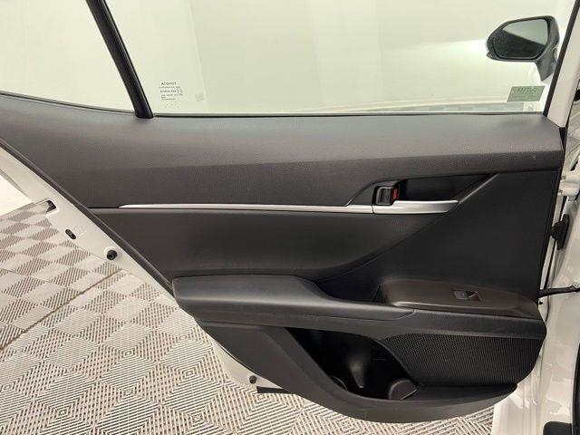 2024 Toyota Camry SE FWD