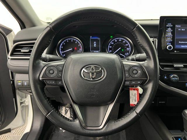 2024 Toyota Camry SE FWD