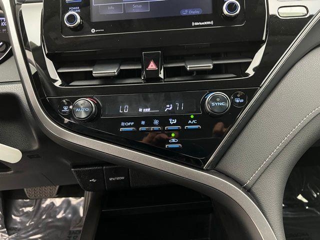 2024 Toyota Camry SE FWD