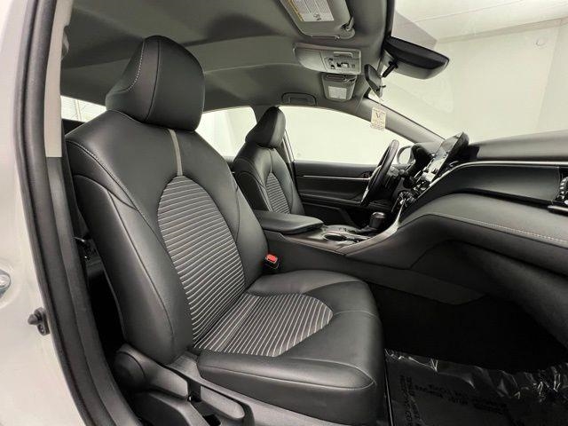 2024 Toyota Camry SE FWD