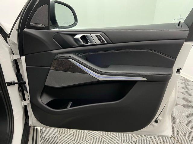 2024 BMW X5 xDrive40i AWD