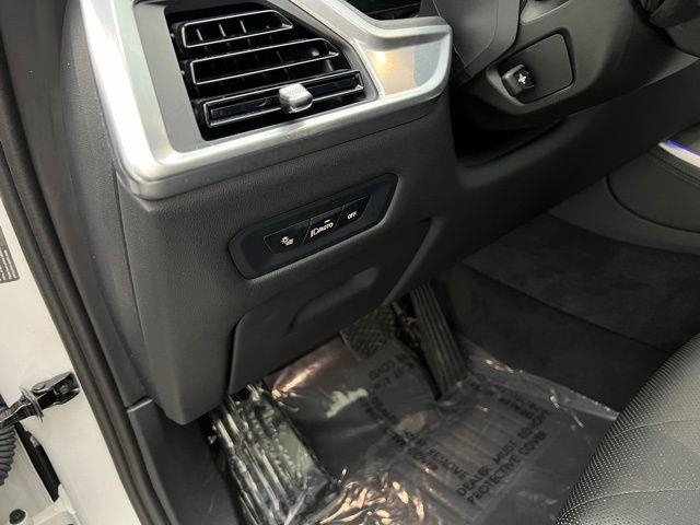 2024 BMW X5 xDrive40i AWD