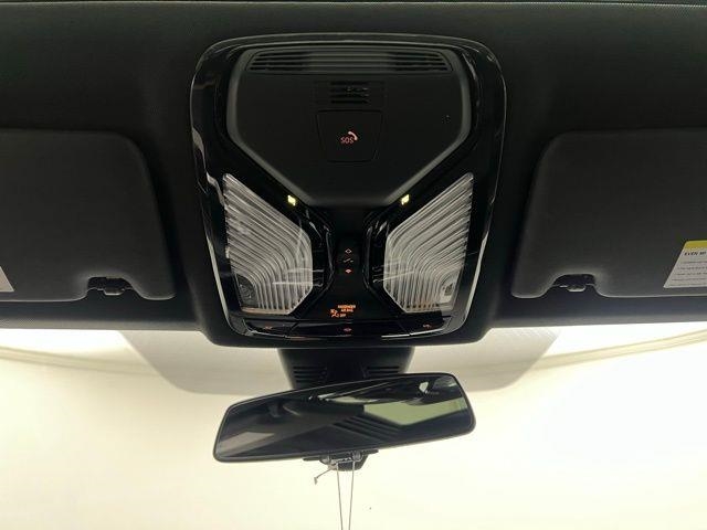 2024 BMW 3 Series 330i xDrive AWD