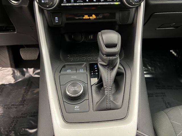 2024 Toyota RAV4 Hybrid XLE AWD