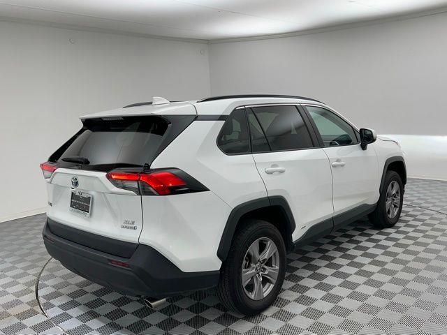 2024 Toyota RAV4 Hybrid XLE AWD