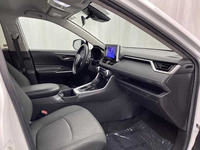 2024 Toyota RAV4 XLE FWD