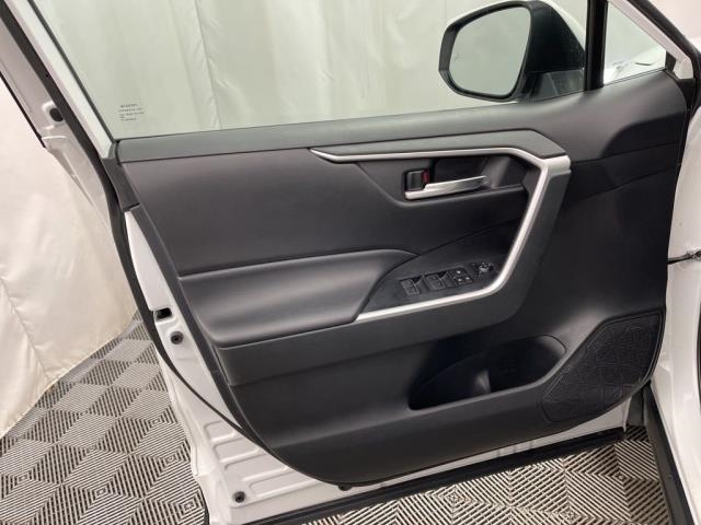 2024 Toyota RAV4 XLE FWD