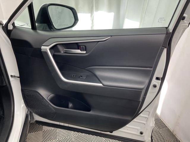 2024 Toyota RAV4 XLE FWD