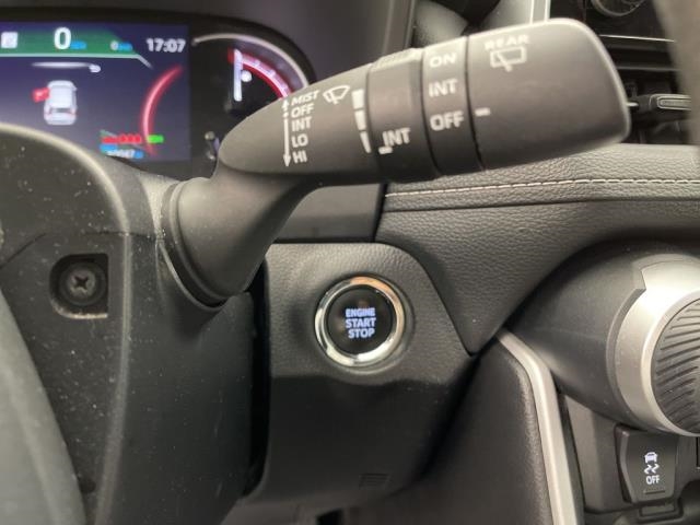 2024 Toyota RAV4 XLE FWD