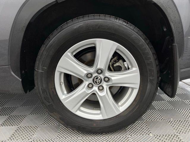 2024 Toyota Highlander LE AWD