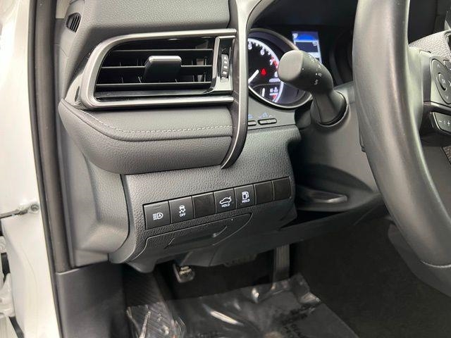 2024 Toyota Camry SE FWD