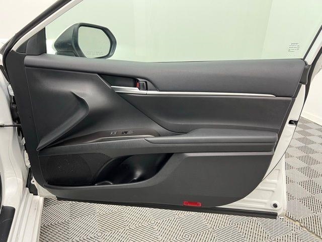 2024 Toyota Camry SE FWD