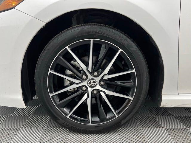 2024 Toyota Camry SE FWD