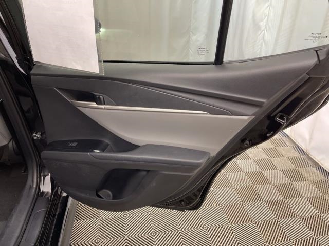 2025 Toyota Camry SE FWD