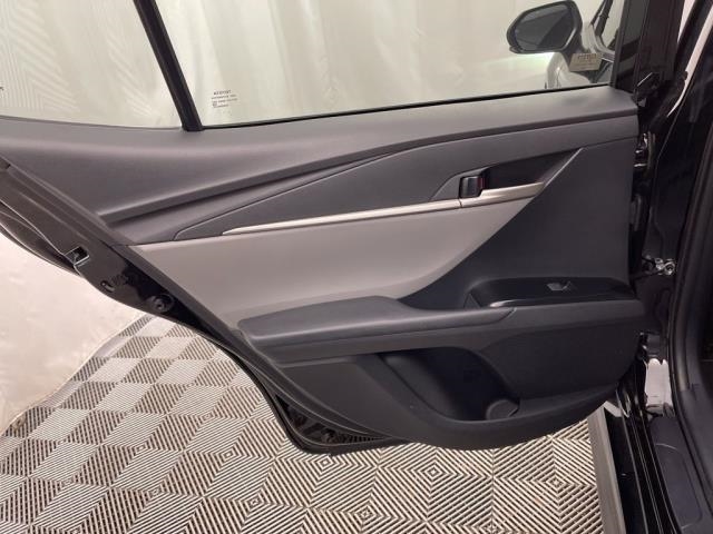 2025 Toyota Camry SE FWD