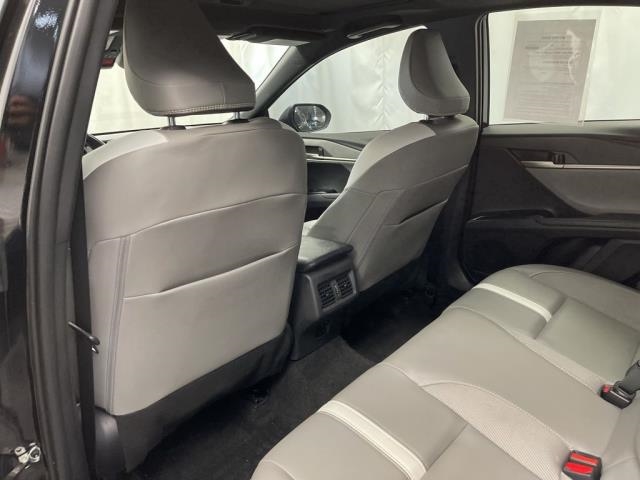 2025 Toyota Camry SE FWD