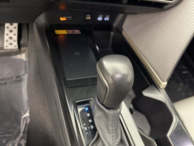 2025 Toyota Camry SE FWD