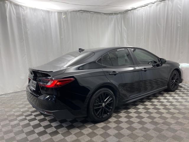 2025 Toyota Camry SE FWD