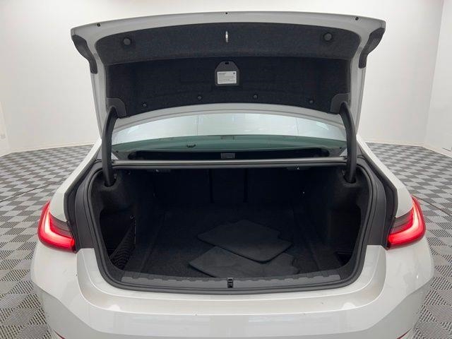 2024 BMW 3 Series 330i xDrive AWD