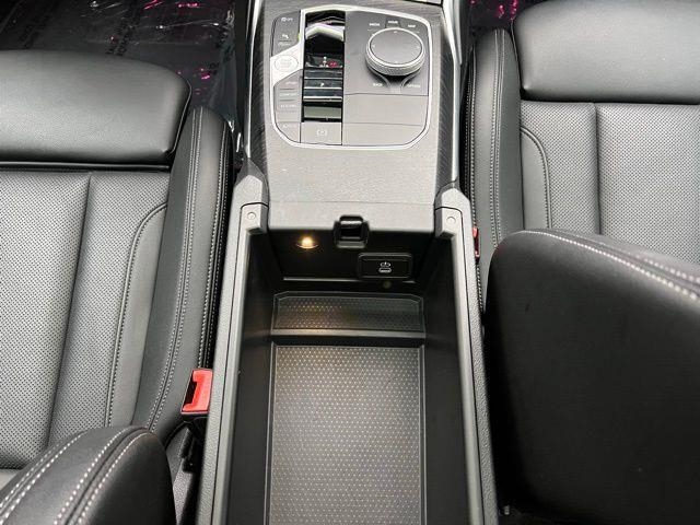 2024 BMW 3 Series 330i xDrive AWD