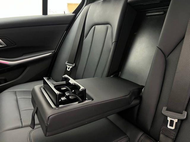 2024 BMW 3 Series 330i xDrive AWD