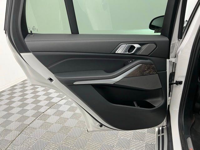 2024 BMW X5 xDrive40i AWD