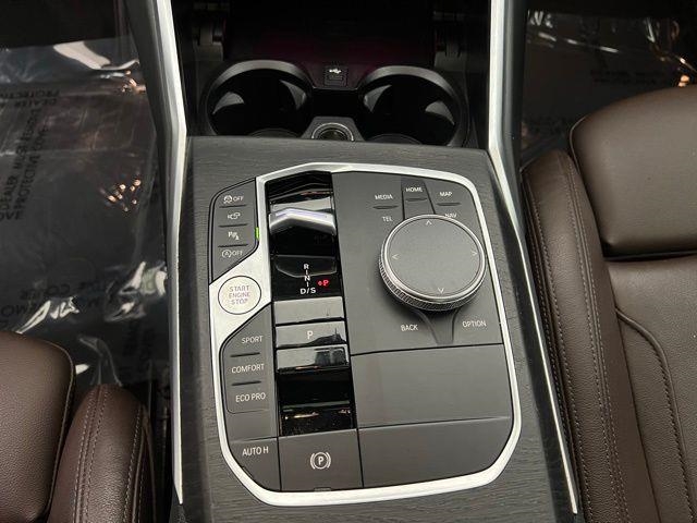 2024 BMW 3 Series 330i xDrive AWD