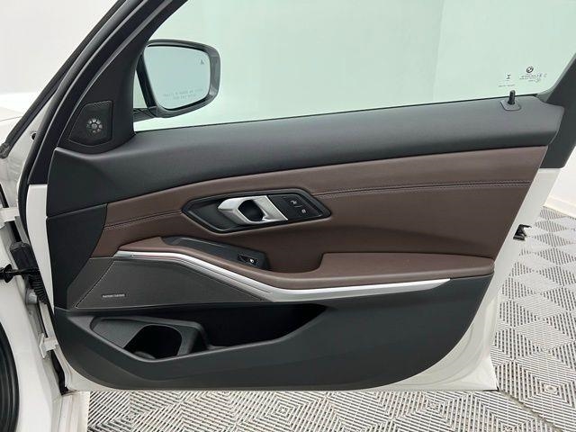 2024 BMW 3 Series 330i xDrive AWD