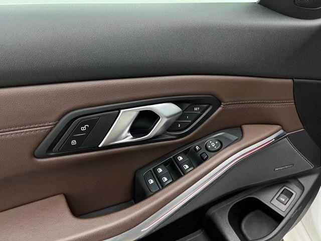 2024 BMW 3 Series 330i xDrive AWD