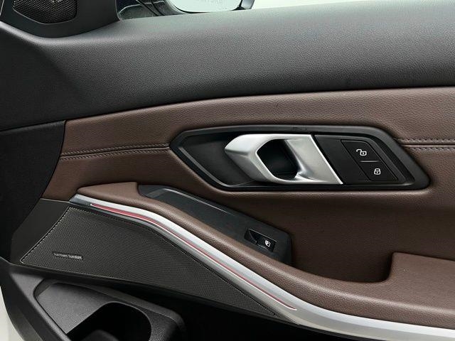 2024 BMW 3 Series 330i xDrive AWD