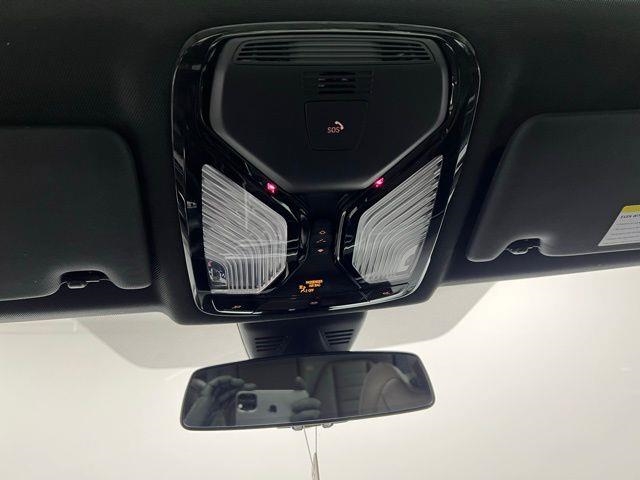 2024 BMW 3 Series 330i xDrive AWD