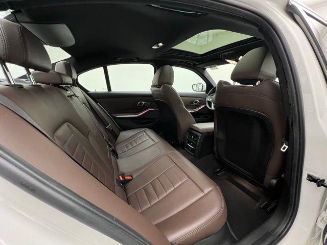 2024 BMW 3 Series 330i xDrive AWD