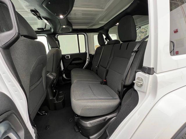 2024 Jeep Wrangler 4xe Sahara AWD