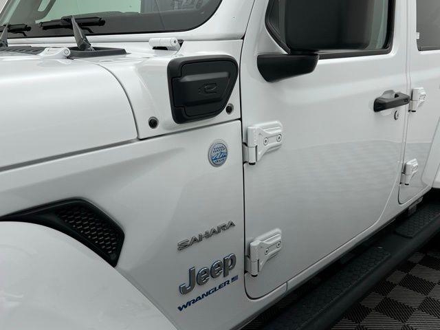 2024 Jeep Wrangler 4xe Sahara AWD