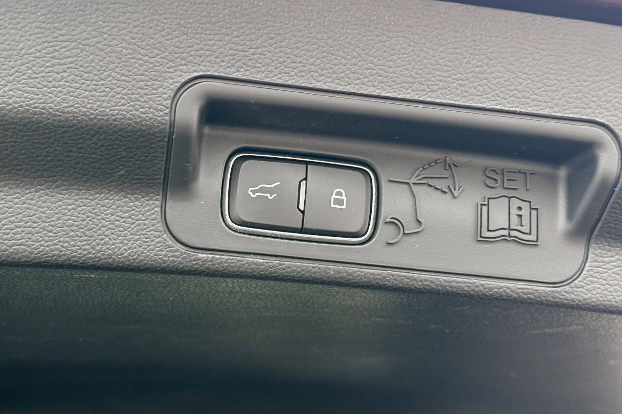 2020 Ford Explorer ST AWD