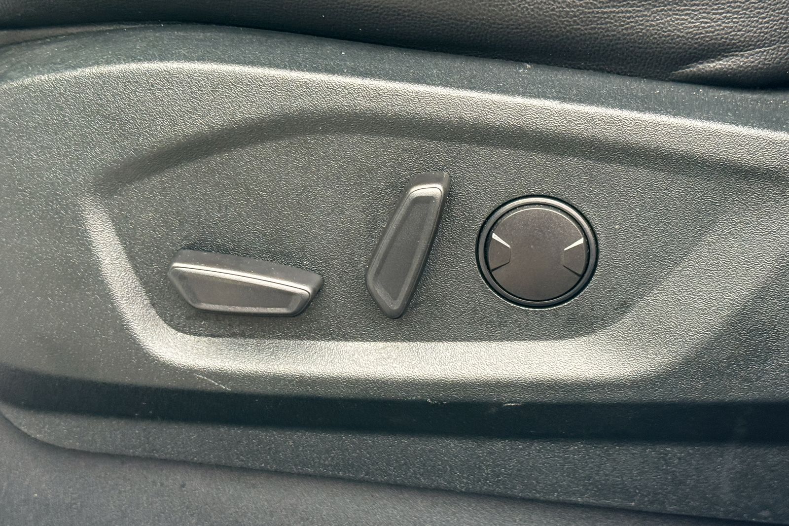 2022 Ford Edge Titanium AWD