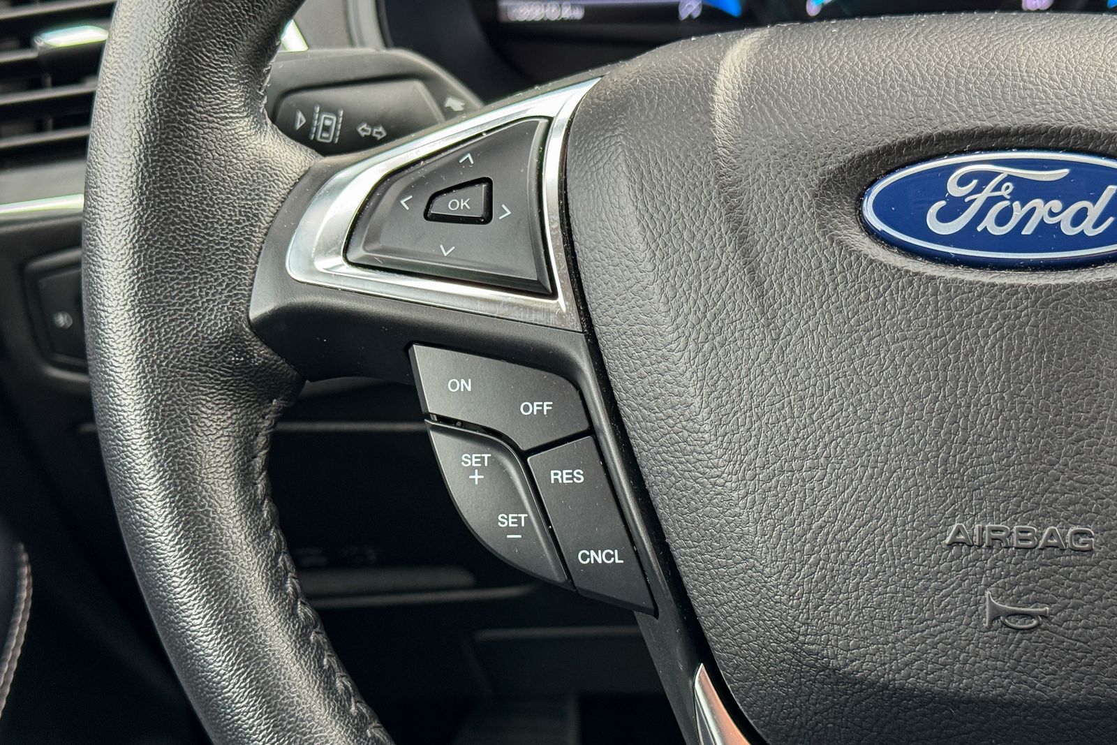 2022 Ford Edge Titanium AWD